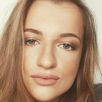 Kristin Meztelen