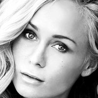 Kristina Korsholm Meztelen