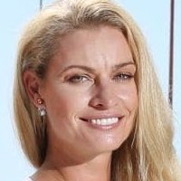 Kristy Hinze Meztelen