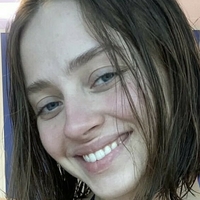 Kseniakisenia Meztelen