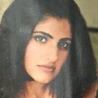 Kubbra Sait Meztelen