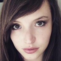 Kylie Keeton Meztelen