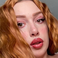 Lacey Laid Meztelen