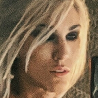 lara_free Meztelen