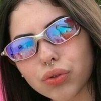 Larissa Peyerle Meztelen