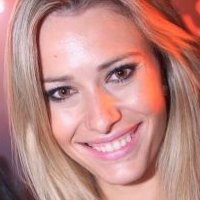 Larissa Saloio Meztelen