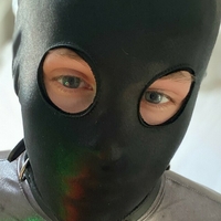 latexdesires Meztelen