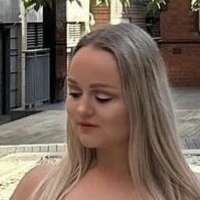 Laura-Helen Kleinert Meztelen