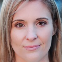 Laura Marie Meztelen