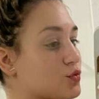 Laura Mochen Meztelen