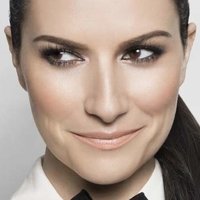Laura Pausini Meztelen