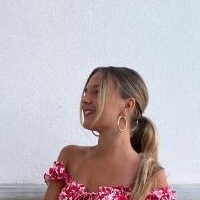 Laura Schwarzer Meztelen