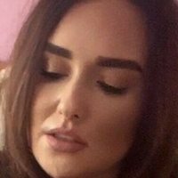 Lauraxann Meztelen