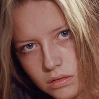 Laure Marsac Meztelen