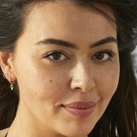 Lauren Chan Meztelen