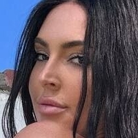 Lauren Wild Meztelen