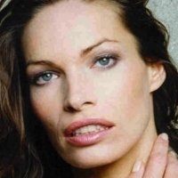 Laurence Treil Meztelen
