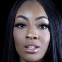 Laurynn Huncho Meztelen