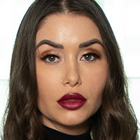 Lauura Marie Meztelen