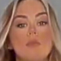 Lavrasophie Meztelen