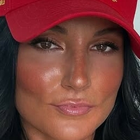 Leah Adzija Meztelen