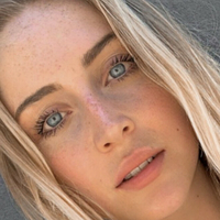 Lealiaa Meztelen