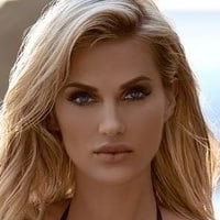 Leanna Bartlett Meztelen