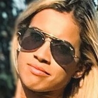 Leila Lane Meztelen