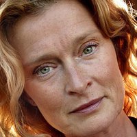 Lena Endre Meztelen