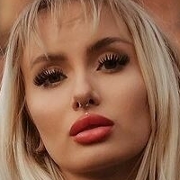 lenaxfz Meztelen