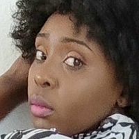 lennykamau Meztelen