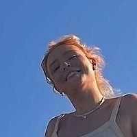 Leo Rose Meztelen