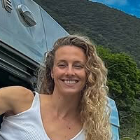 Leonie Beck Meztelen