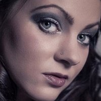 Leonie Saint Meztelen
