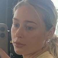 Leslie Golden Meztelen