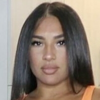 Leslie Ines Meztelen