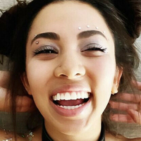 Lexi Chung Meztelen