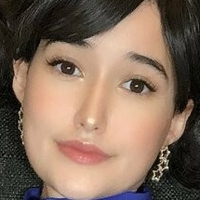 Lia Waifu Meztelen