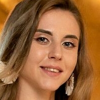 Liana Luck Meztelen