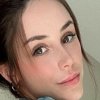 Lila Anne Meztelen