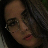 Lili Meztelen