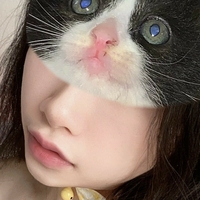 Lilkittenanya Meztelen
