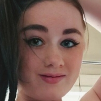 Lillie Mae Meztelen