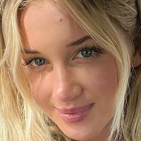 Lily Bowman Meztelen