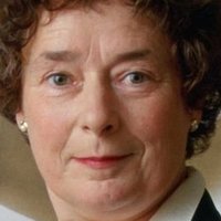 Linda Bassett Meztelen