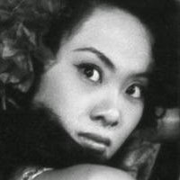 Linda Ho Meztelen
