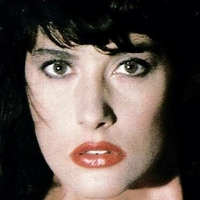 Linda Lorenzi Meztelen