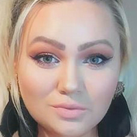 Linda Vestmann Meztelen