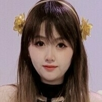 Linily Meztelen