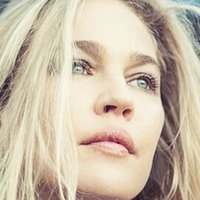 Lisa-Marie Schneider Meztelen